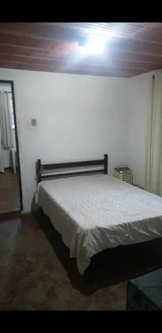 Foto 1 de Casa com 7 quartos à venda, 300m2 em Pedregulho, Guaratingueta - SP