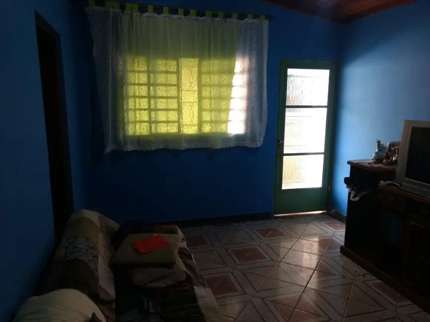 Foto 5 de Casa com 2 quartos à venda, 70m2 em Jardim Sandra Maria, Taubate - SP