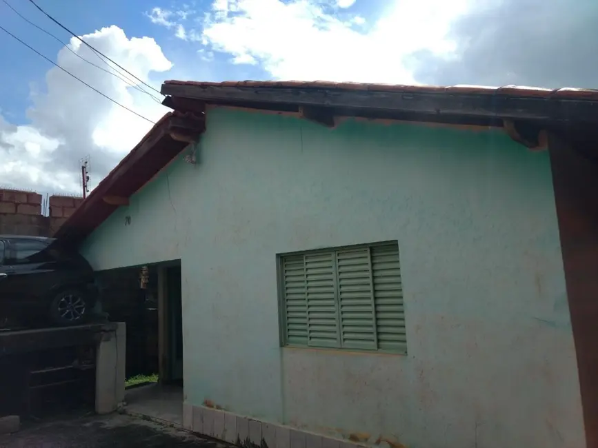 Foto 1 de Casa com 2 quartos à venda, 70m2 em Jardim Sandra Maria, Taubate - SP