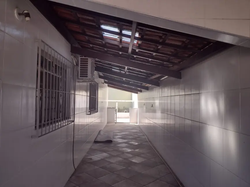 Foto 4 de Casa com 3 quartos à venda, 199m2 em Potim - SP