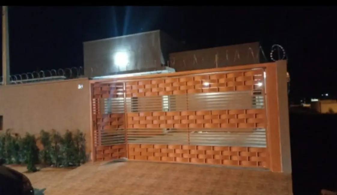 Foto 1 de Casa com 3 quartos à venda, 130m2 em Vitória Vale III, Pindamonhangaba - SP