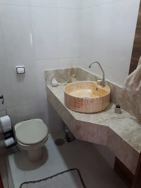 Foto 3 de Casa de Condomínio com 5 quartos à venda, 500m2 em Nossa Senhora do Perpétuo Socorro, Pindamonhangaba - SP