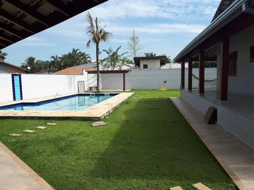 Foto 1 de Casa de Condomínio com 5 quartos à venda, 500m2 em Nossa Senhora do Perpétuo Socorro, Pindamonhangaba - SP