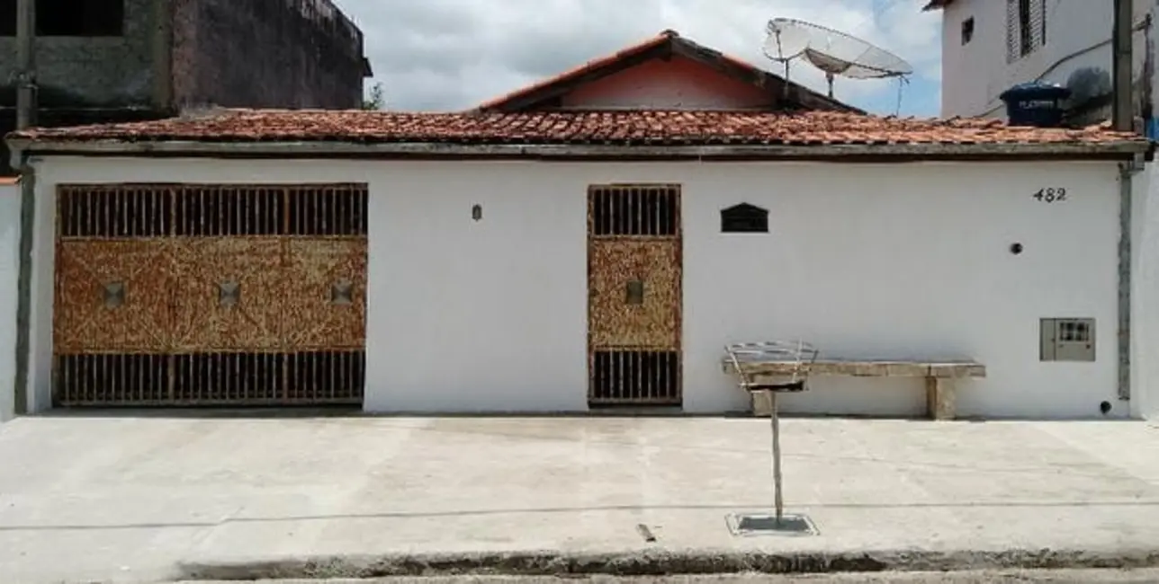 Foto 4 de Casa com 3 quartos à venda, 185m2 em Cidade Nova, Pindamonhangaba - SP