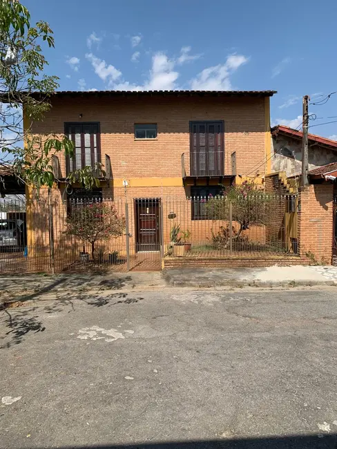 Foto 9 de Sobrado com 3 quartos à venda, 160m2 em São Benedito, Pindamonhangaba - SP