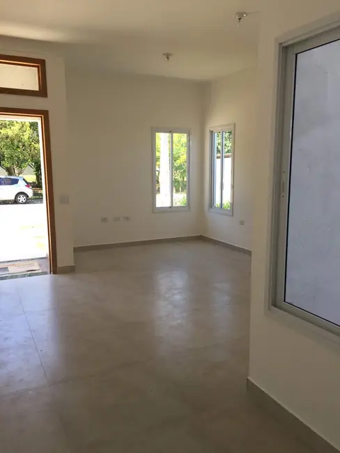 Foto 3 de Casa com 3 quartos à venda e para alugar, 165m2 em Jardim Campo Alegre, Pindamonhangaba - SP
