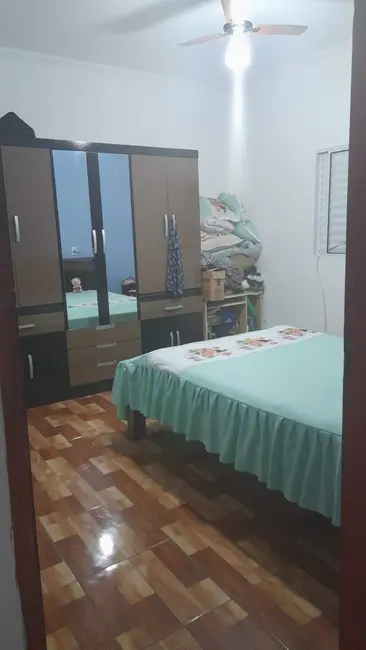 Foto 8 de Sobrado com 5 quartos à venda, 110m2 em Pindamonhangaba - SP
