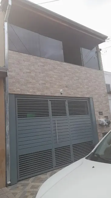 Foto 2 de Sobrado com 5 quartos à venda, 110m2 em Pindamonhangaba - SP