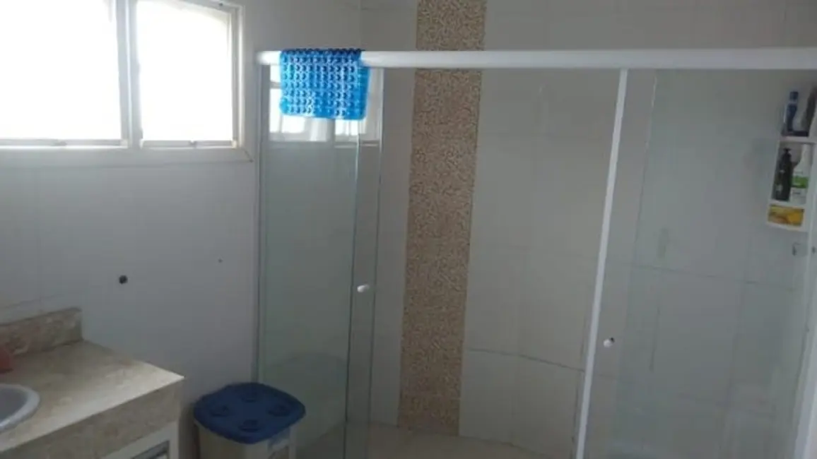 Foto 8 de Sobrado com 4 quartos à venda, 202m2 em Tremembe - SP