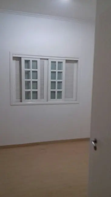 Foto 2 de Sobrado com 3 quartos à venda, 245m2 em Portal das Colinas, Guaratingueta - SP