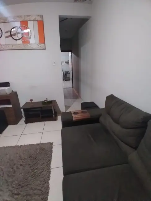 Sobrado com 3 quartos à venda, 139m2 em Aparecida - SP - imagem 7 Foto 7 de Sobrado com 3 quartos à venda, 139m2 em Aparecida - SP