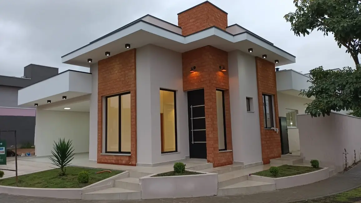 Foto 1 de Casa de Condomínio com 3 quartos à venda, 184m2 em Piracangaguá, Taubate - SP