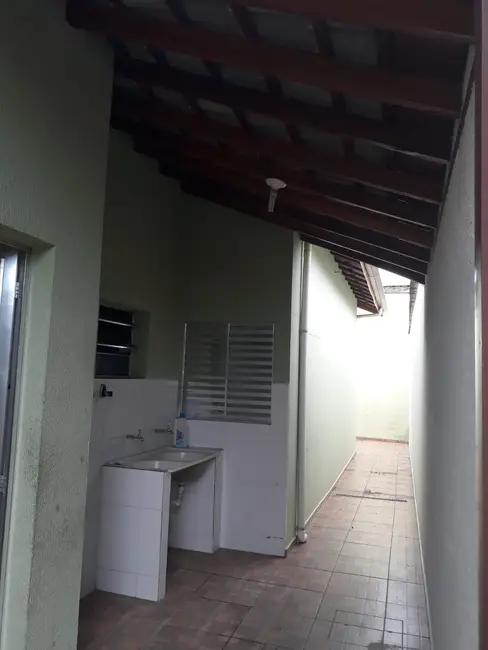 Foto 1 de Casa com 2 quartos à venda, 65m2 em Residencial e Comercial Cidade Jardim, Pindamonhangaba - SP