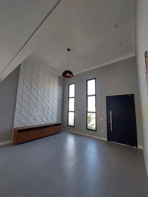 Foto 3 de Casa de Condomínio com 4 quartos à venda, 185m2 em Tremembe - SP