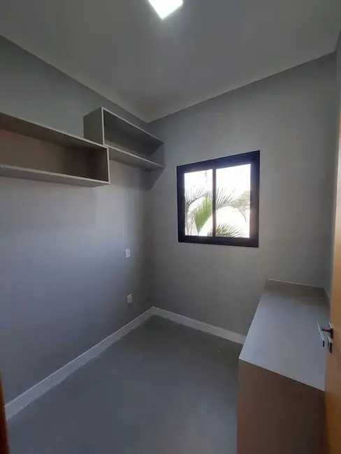 Foto 5 de Casa de Condomínio com 4 quartos à venda, 185m2 em Tremembe - SP