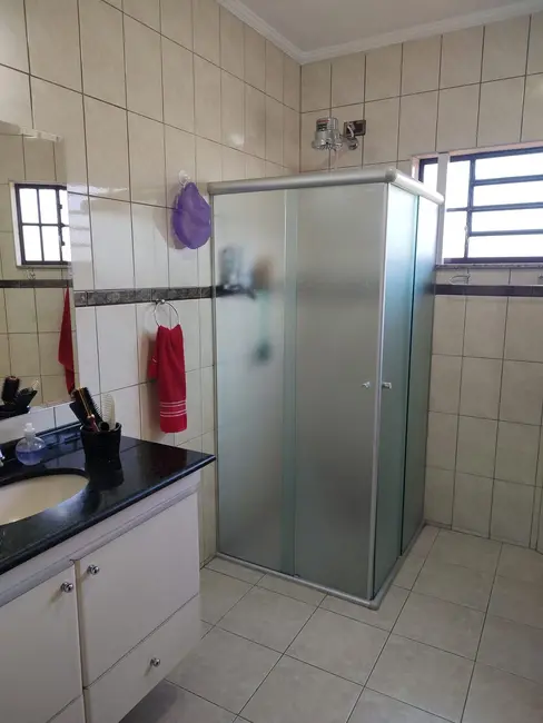 Foto 2 de Casa de Condomínio com 3 quartos à venda, 227m2 em Vila São Geraldo, Taubate - SP