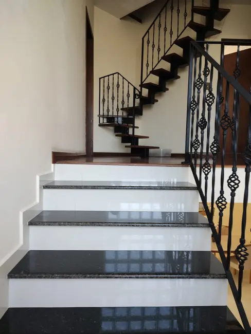 Foto 9 de Casa de Condomínio com 3 quartos à venda, 227m2 em Vila São Geraldo, Taubate - SP