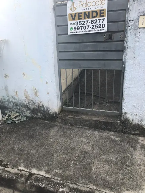 Foto 2 de Casa com 3 quartos à venda, 90m2 em Conjunto Residencial Araretama, Pindamonhangaba - SP
