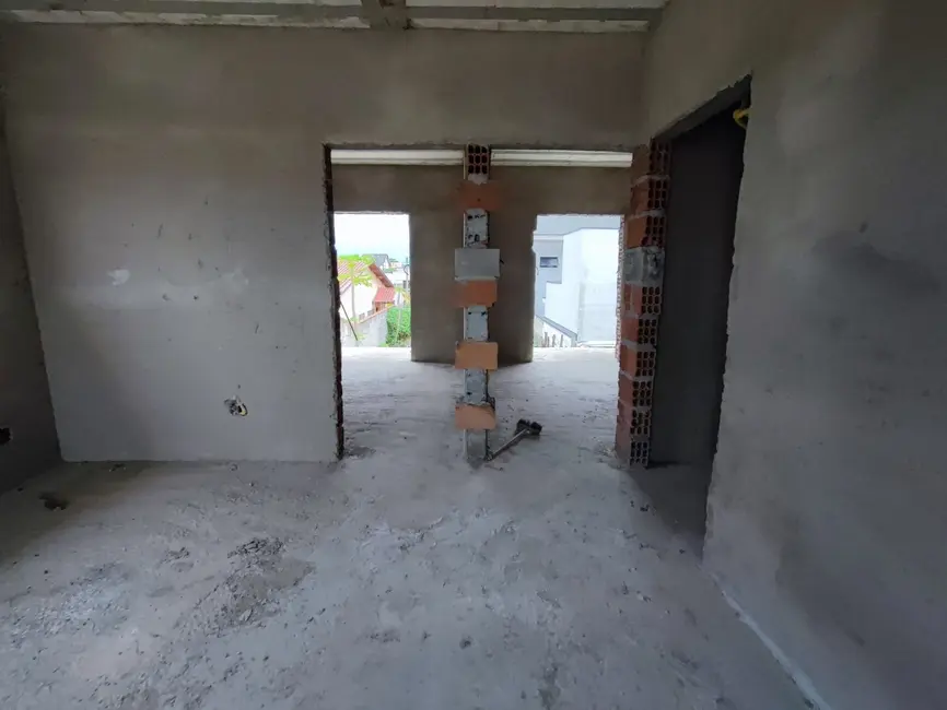 Foto 6 de Sobrado com 3 quartos à venda, 210m2 em Pindamonhangaba - SP