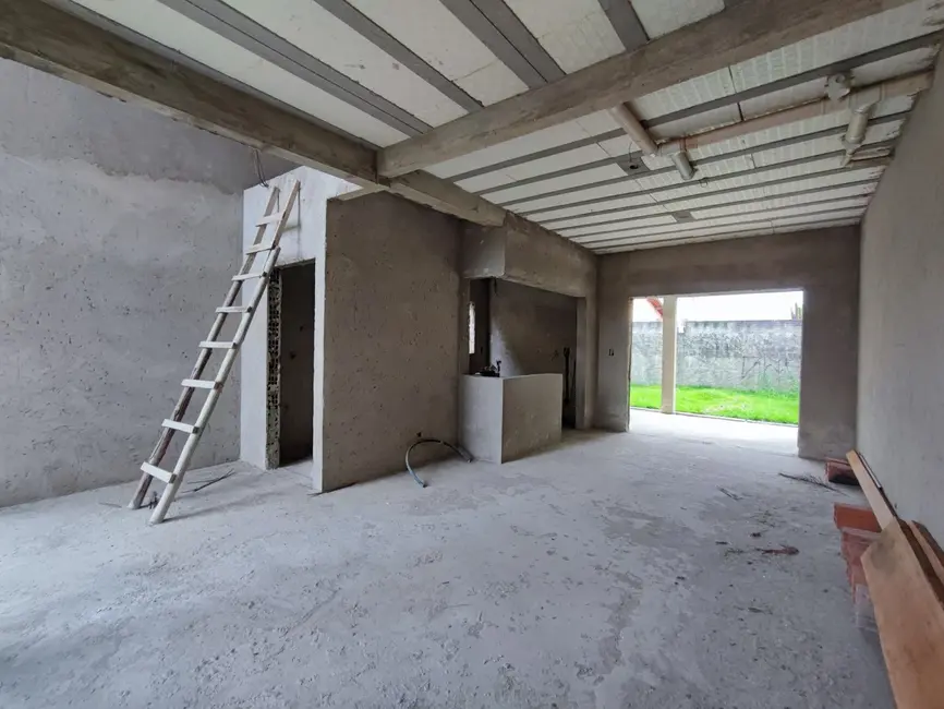 Foto 3 de Sobrado com 3 quartos à venda, 210m2 em Pindamonhangaba - SP