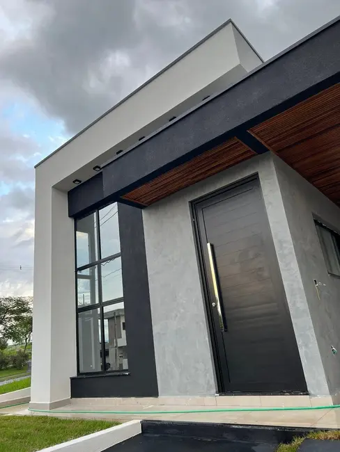 Foto 5 de Casa de Condomínio com 3 quartos à venda, 153m2 em Jardim Marlene Miranda, Taubate - SP