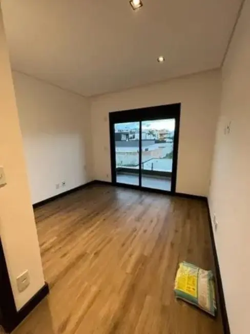Foto 2 de Casa de Condomínio com 4 quartos à venda, 460m2 em Sao Jose Dos Campos - SP