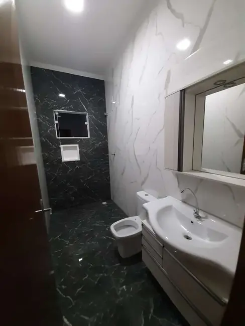 Foto 2 de Sobrado com 2 quartos à venda, 101m2 em Residencial e Comercial Portal dos Eucaliptos, Pindamonhangaba - SP
