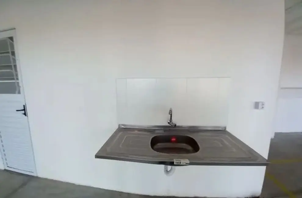 Foto 8 de Casa para alugar, 300m2 em Residencial Estoril, Taubate - SP