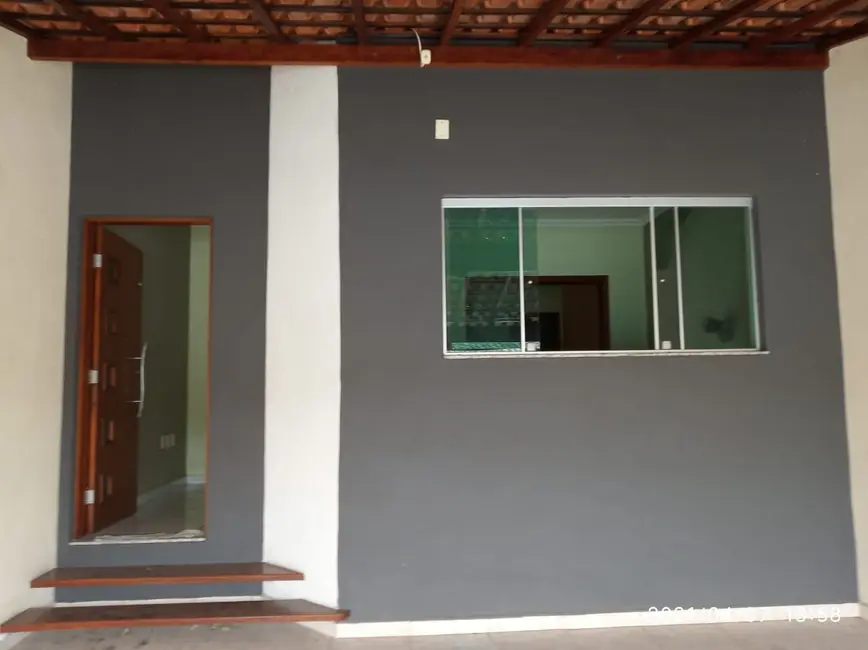 Foto 2 de Casa com 2 quartos à venda, 103m2 em Parque São Domingos, Pindamonhangaba - SP