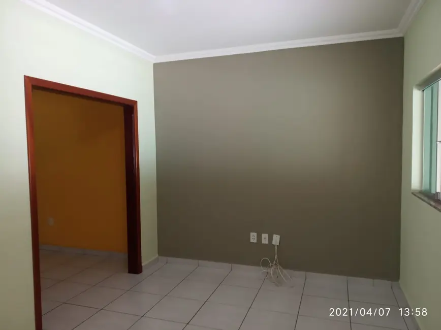Foto 8 de Casa com 2 quartos à venda, 103m2 em Parque São Domingos, Pindamonhangaba - SP