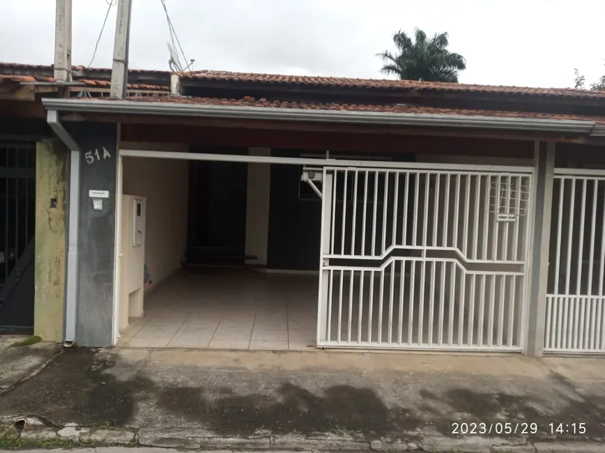 Foto 1 de Casa com 2 quartos à venda, 103m2 em Parque São Domingos, Pindamonhangaba - SP