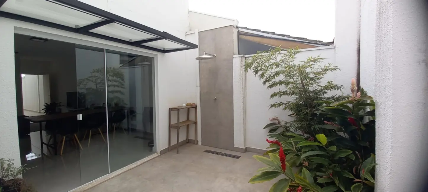 Foto 2 de Casa de Condomínio com 2 quartos à venda, 98m2 em São Gonçalo, Taubate - SP