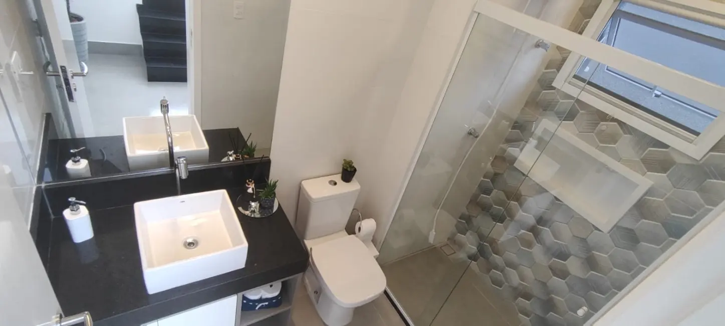 Foto 5 de Casa de Condomínio com 3 quartos à venda, 230m2 em Praia da Mococa, Caraguatatuba - SP