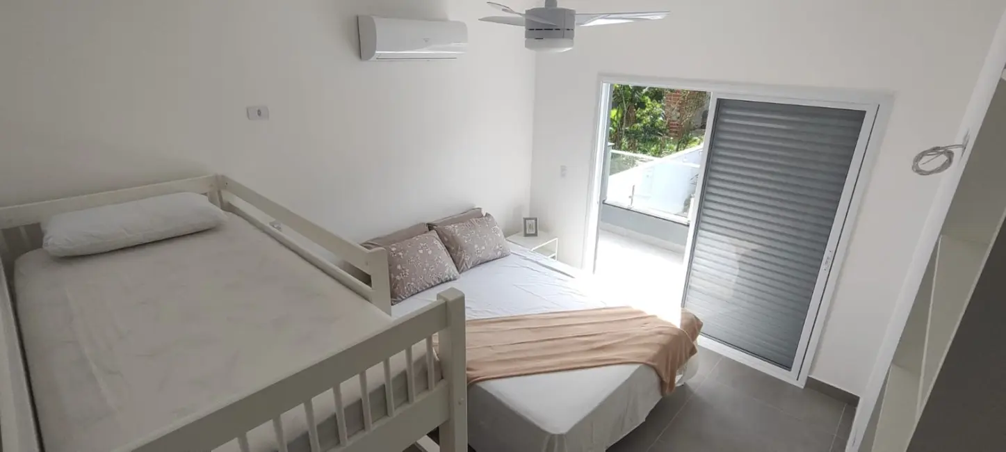 Foto 7 de Casa de Condomínio com 3 quartos à venda, 230m2 em Praia da Mococa, Caraguatatuba - SP