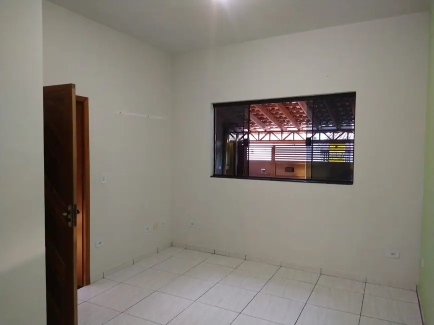 Foto 9 de Casa com 3 quartos à venda, 75m2 em Jardim Gurilândia, Taubate - SP
