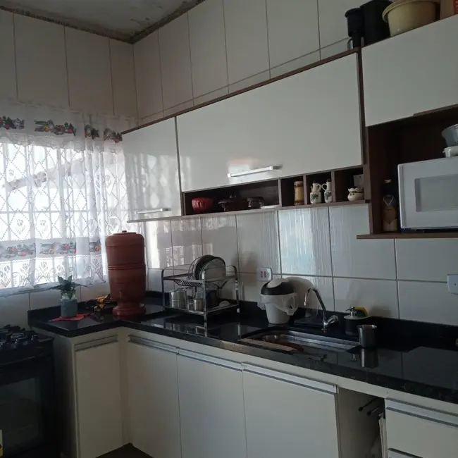 Foto 1 de Casa com 3 quartos à venda, 144m2 em Pindamonhangaba - SP