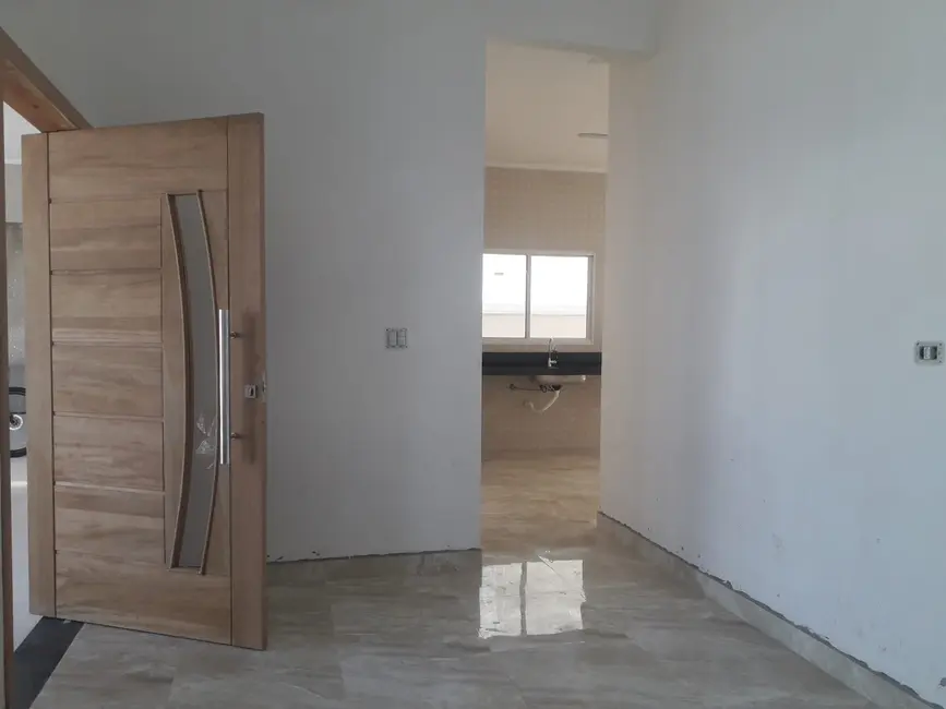 Foto 4 de Casa de Condomínio com 3 quartos à venda, 177m2 em Tremembe - SP