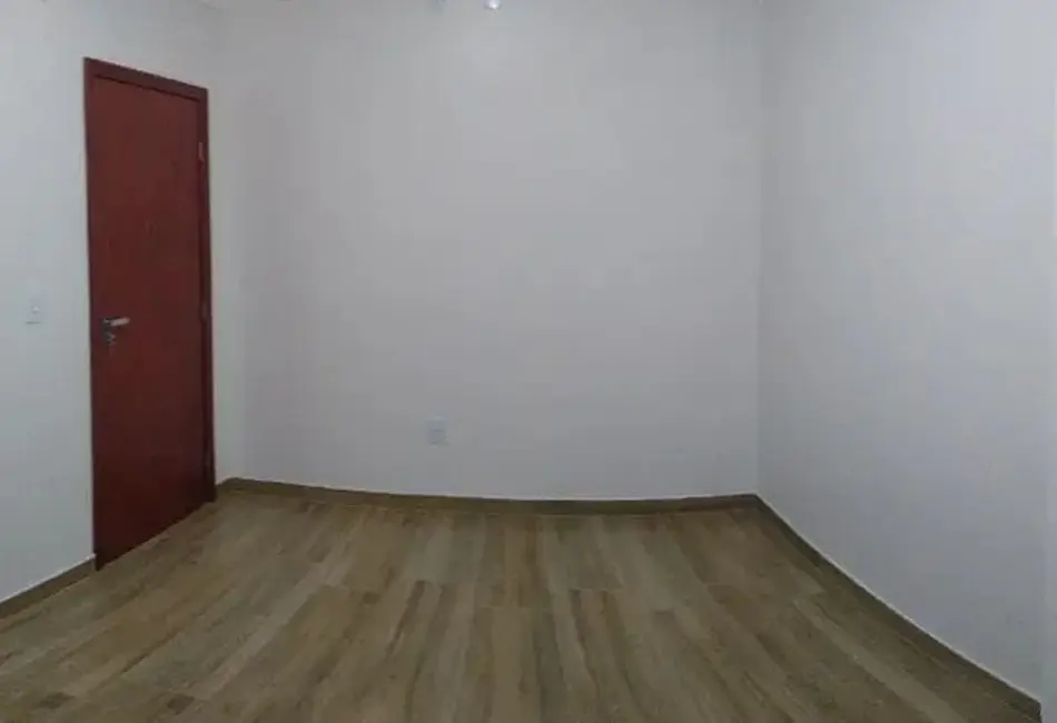 Foto 6 de Casa com 3 quartos à venda, 110m2 em Vila Santos, Cacapava - SP