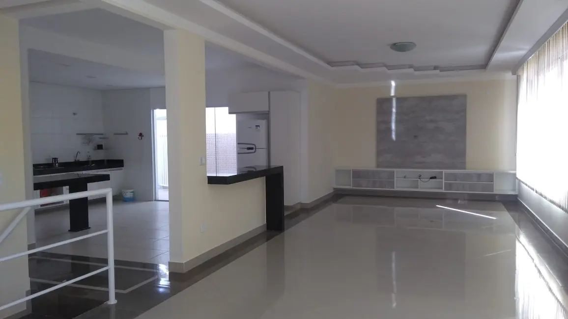 Foto 1 de Casa com 3 quartos à venda em Jardim Residencial Doutor Lessa, Pindamonhangaba - SP