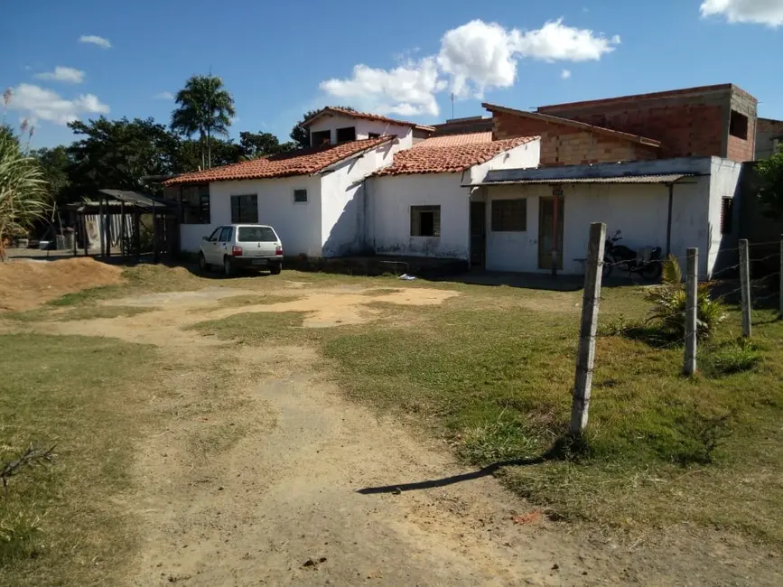 Foto 1 de Casa com 3 quartos à venda em Pindamonhangaba - SP