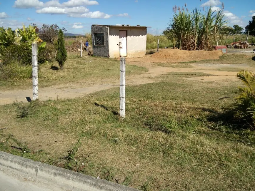 Foto 2 de Casa com 3 quartos à venda em Pindamonhangaba - SP