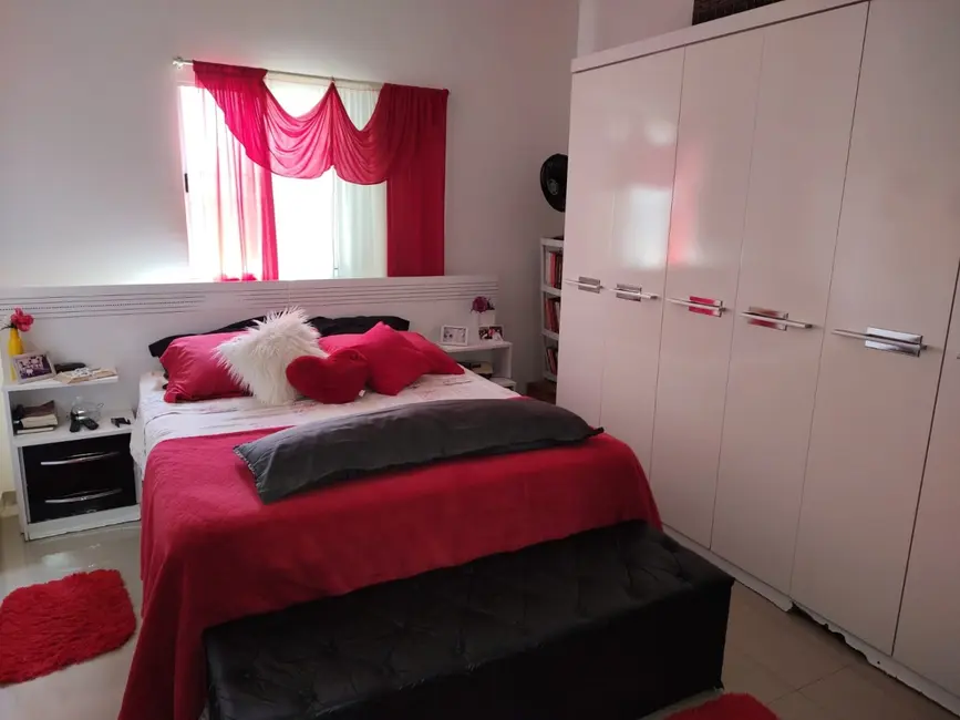 Foto 4 de Casa à venda, 98m2 em Vitória Vale III, Pindamonhangaba - SP