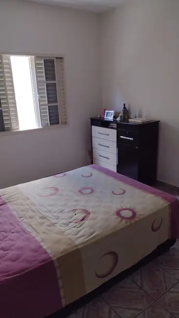 Foto 4 de Casa com 2 quartos à venda, 125m2 em Parque Senhor do Bonfim, Taubate - SP