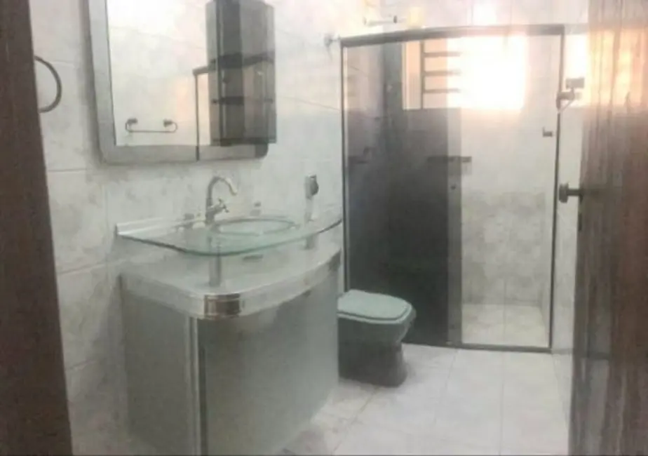 Foto 6 de Casa com 3 quartos à venda, 197m2 em Jardim Independência, Taubate - SP