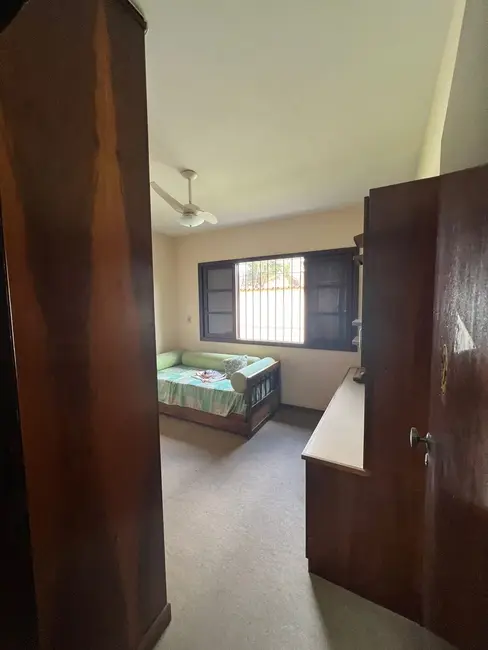 Foto 7 de Casa com 5 quartos à venda, 265m2 em Jardim das Nações, Taubate - SP