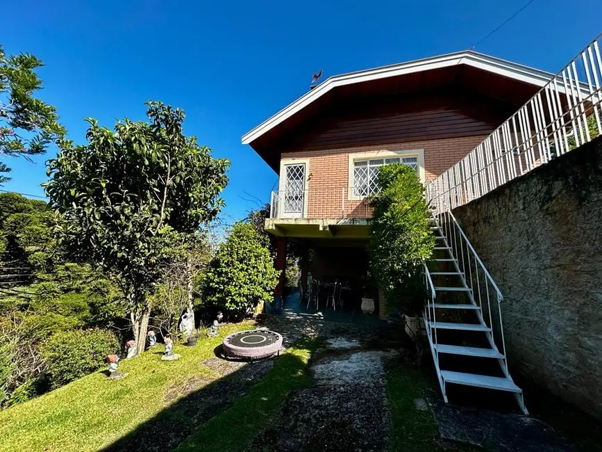 Foto 7 de Casa de Condomínio com 4 quartos à venda, 170m2 em Campos Do Jordao - SP