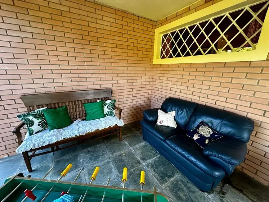 Foto 5 de Casa de Condomínio com 4 quartos à venda, 170m2 em Campos Do Jordao - SP