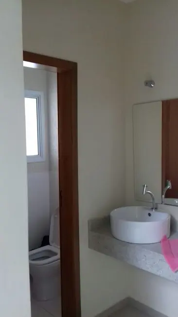 Foto 4 de Casa com 3 quartos à venda, 380m2 em Portal das Colinas, Guaratingueta - SP