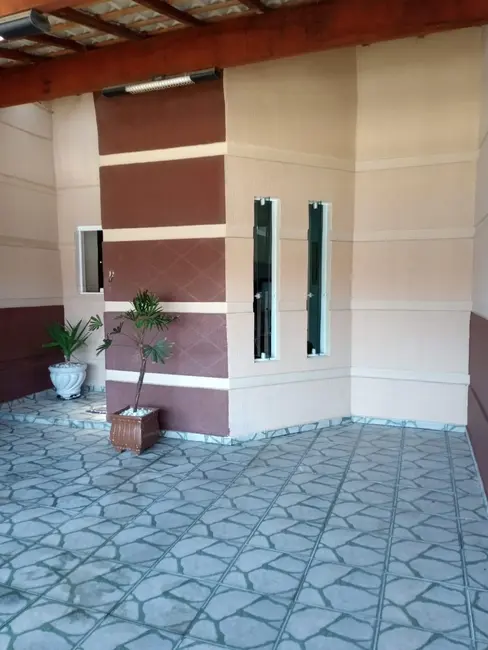 Foto 2 de Casa com 3 quartos à venda, 74m2 em Loteamento Residencial Andrade, Pindamonhangaba - SP