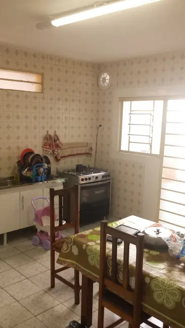 Foto 1 de Sobrado com 2 quartos à venda, 140m2 em Jardim Rosely, Pindamonhangaba - SP
